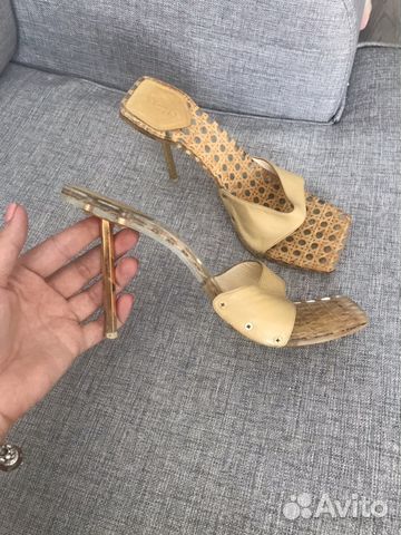 Босоножки стеклянные vicini 38-39размер Босоножки стеклянные vicini 38-39размер