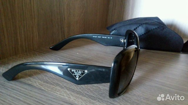 Очки Prada солнцезащитные с поляризацией Очки Prada солнцезащитные с поляризацией