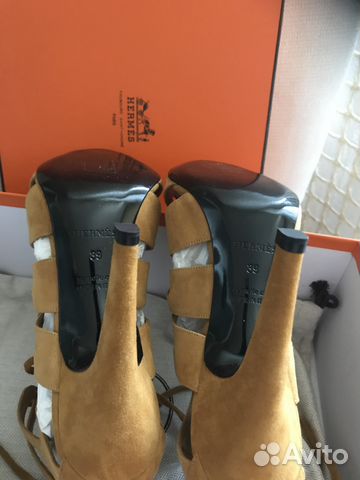 Замшевые босоножки Hermеs желтые Замшевые босоножки Hermеs желтые