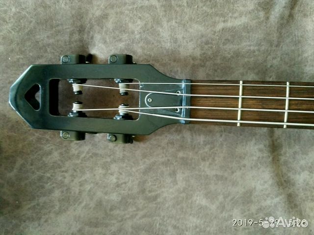 Бас гитара Eastwood EEB-1