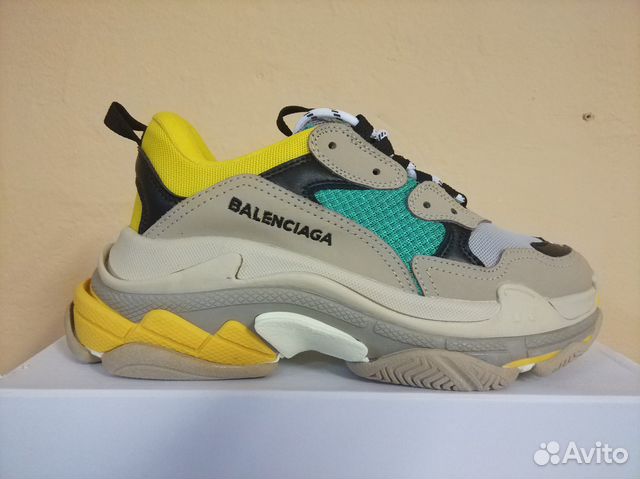 Кроссовки женские Balenciaga Кроссовки женские Balenciaga