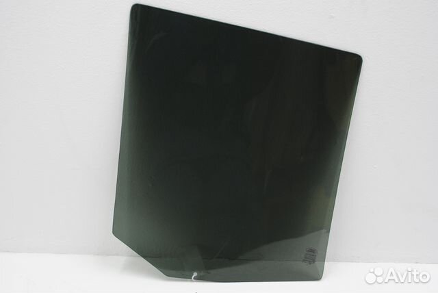 Стекло задней левой двери Ленд Ровер Дискавери