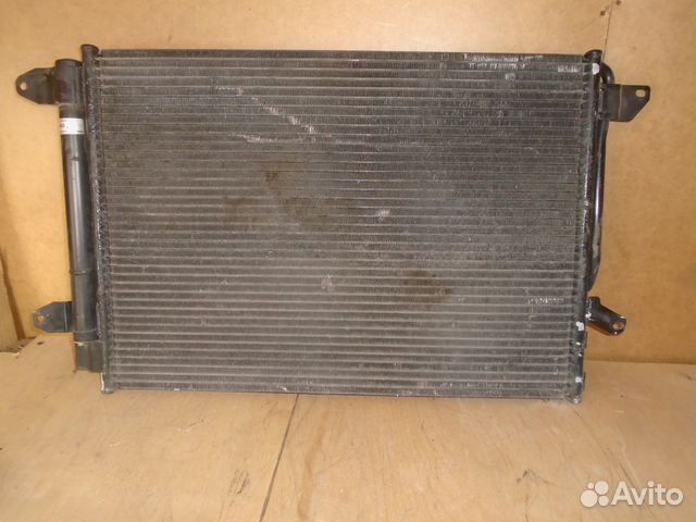 Радиатор кондиционера Фольксваген Джетта 6