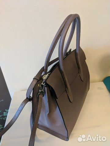 Сумка Coccinelle оригинал новая 32*28 цвет Лаванда Сумка Coccinelle оригинал новая 32*28 цвет Лаванда