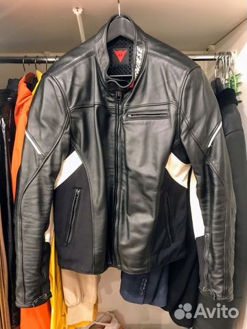 Мотокуртка кожаная Dainese Cage размер 54 Мотокуртка кожаная Dainese Cage размер 54