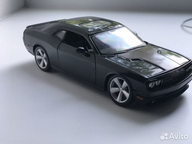 Модель Dodge Challenger SRT 8