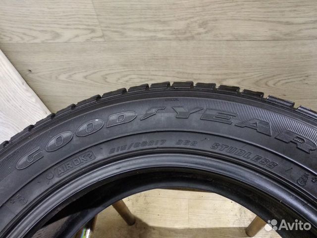 GoodYear Ice Navi Zea II (4 шт) 215/60 R17 GoodYear Ice Navi Zea II (4 шт) 215/60 R17