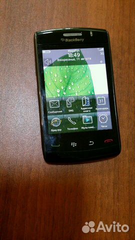 Телефон Blackberry Storm