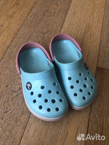  Crocs  C11         