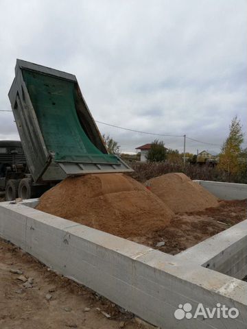 Песок, кирпич, гравий,земля