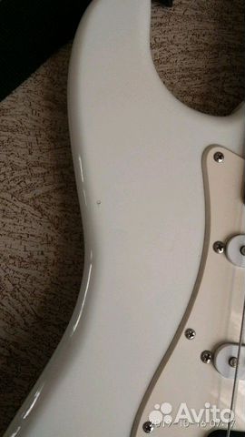 Электрогитара fender squier bullet strat