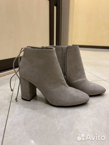 Ботильоны ботинки полусапожки сапоги светлые