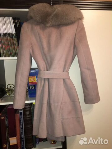 Зимнее пальто с натуральным мехом Зимнее пальто с натуральным мехом