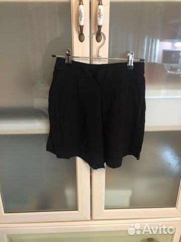 Чёрные шорты H&M Чёрные шорты H&M