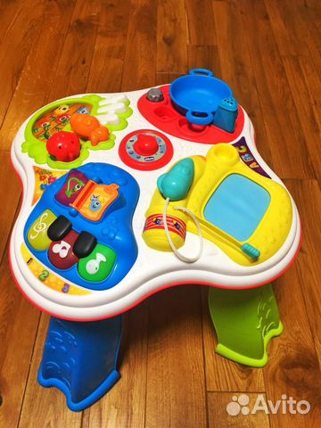 Развивающий стол chicco