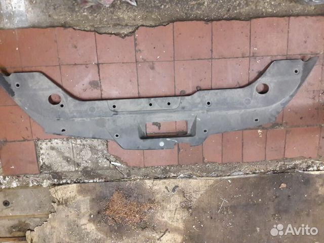 Накладка замка капота Nissan Almera G15 2016 Накладка замка капота Nissan Almera G15 2016