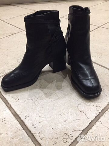 Новые кожаные ботильоны Новые кожаные ботильоны