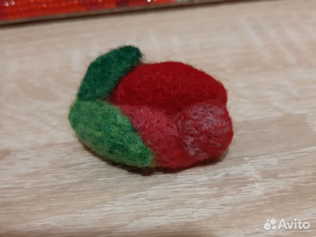 Брошь