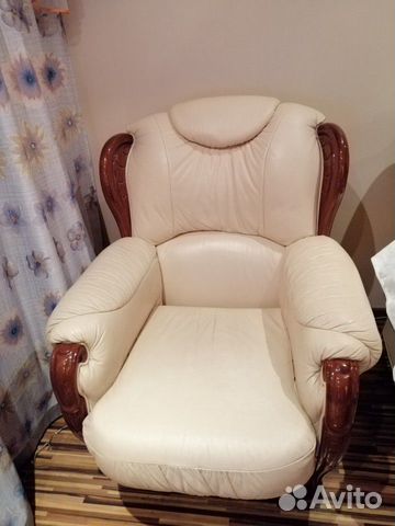 Диван и два кресла Диван и два кресла