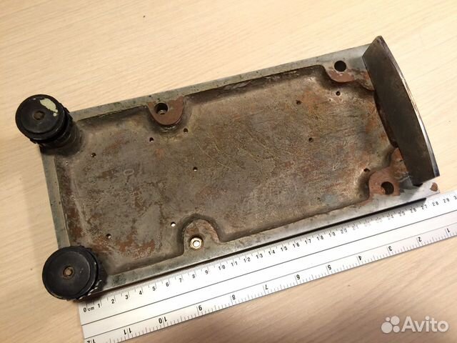 Бронзовое основание для усилка Бронзовое основание для усилка