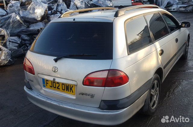 Разбираем Toyota Avensis 1 1997-2003 Разбираем Toyota Avensis 1 1997-2003