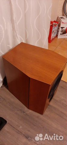 Мощный сабвуфер JBL XTi 300 Мощный сабвуфер JBL XTi 300