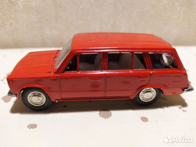 Модель 1:43 Ваз 2102 А11 ранний Модель 1:43 Ваз 2102 А11 ранний
