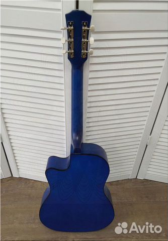 Гитара новая