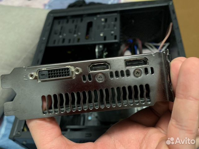 Видеокарта GTX1050