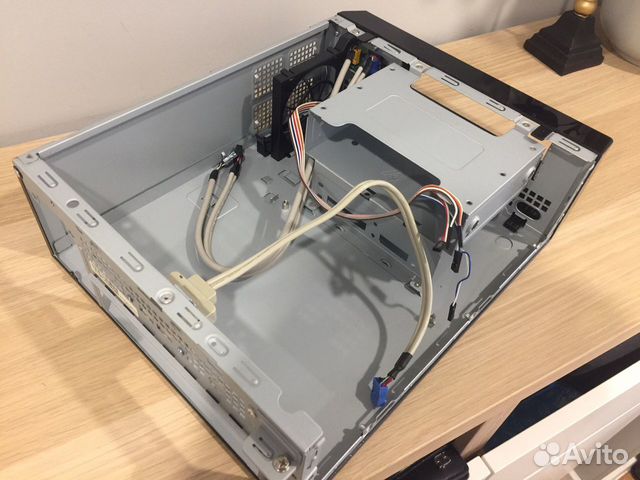 Корпус mini-ITX IN WIN BP655 + бп 200 Вт Корпус mini-ITX IN WIN BP655 + бп 200 Вт