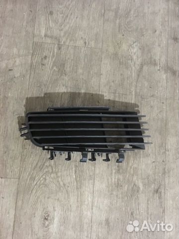 Решетка переднего бампера правая Opel Vectra C