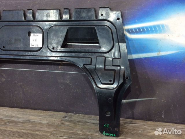 Пыльник двигателя Volkswagen Polo Фольксваген Поло