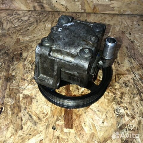 Насос гидроусилителя руля (гур) на Jaguar XF Насос гидроусилителя руля (гур) на Jaguar XF