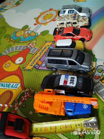 Машинки железные