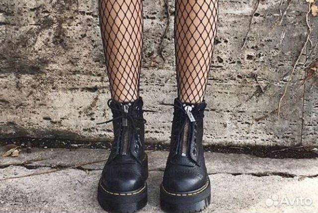 sinclaire dr martens