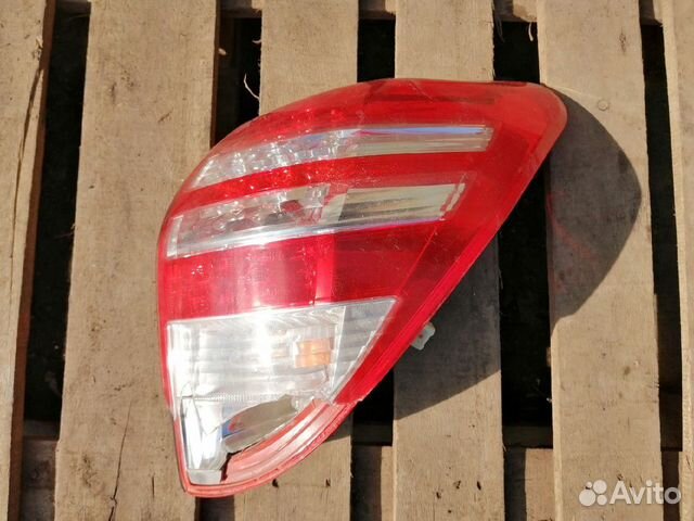 Фонарь задний правый Toyota Rav 4 Тойота Рав4 са30
