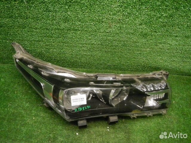 Фара правая Toyota Corolla 11 E160 (12-16) галоген