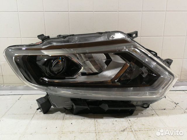 Фара led передняя правая Nissan X-Trail 3 Фара led передняя правая Nissan X-Trail 3