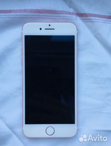 Телефон iPhone 7 Телефон iPhone 7
