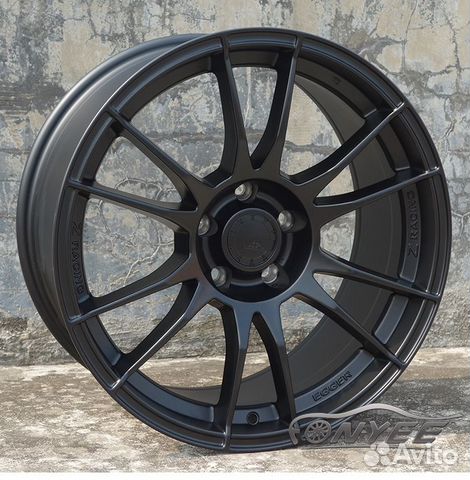 O.Z Racing Ultraleggera R18 J8 ET32 5X120 черные O.Z Racing Ultraleggera R18 J8 ET32 5X120 черные