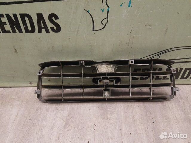 Решетка бампера передняя Subaru Forester (S11)