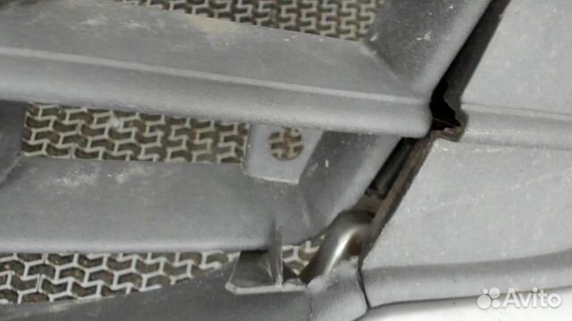 Бампер передний Volkswagen Touran, 2009 Бампер передний Volkswagen Touran, 2009