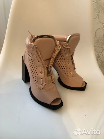 Ботильоны Balmain на каблуке
