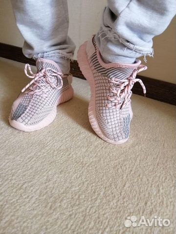 Кроссовки Изи