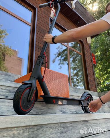 Электросамокат Xiaomi MijiaM365 PRO