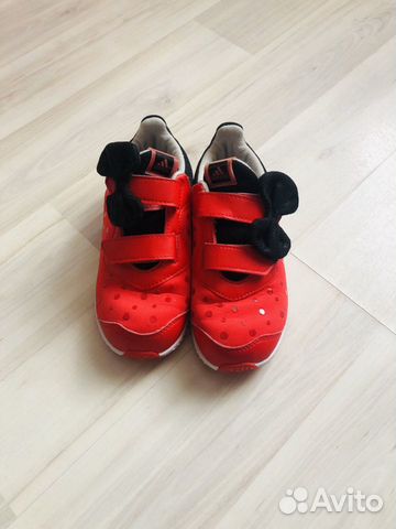 Кроссовки Adidas Кроссовки Adidas