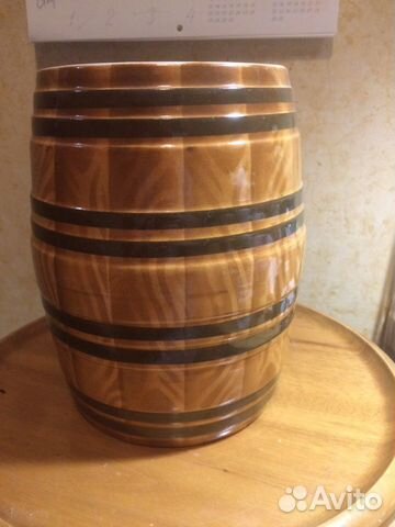 Керамическое кашпо для цветов Керамическое кашпо для цветов