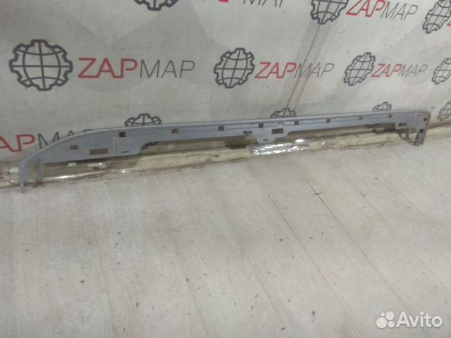 Накладка порога правая Toyota Land Cruiser 10 J100