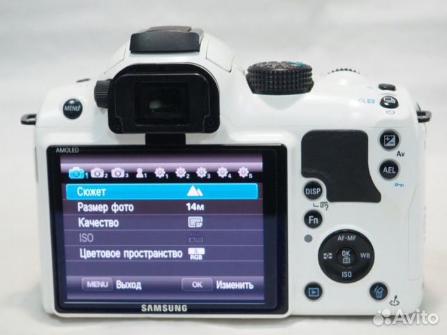 Samsung NX11 kit 18-55 + 20mm f2.8 Samsung NX11 kit 18-55 + 20mm f2.8