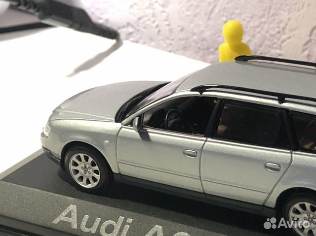 Audi A6 Avant Minichamps 1/43. Брак Audi A6 Avant Minichamps 1/43. Брак
